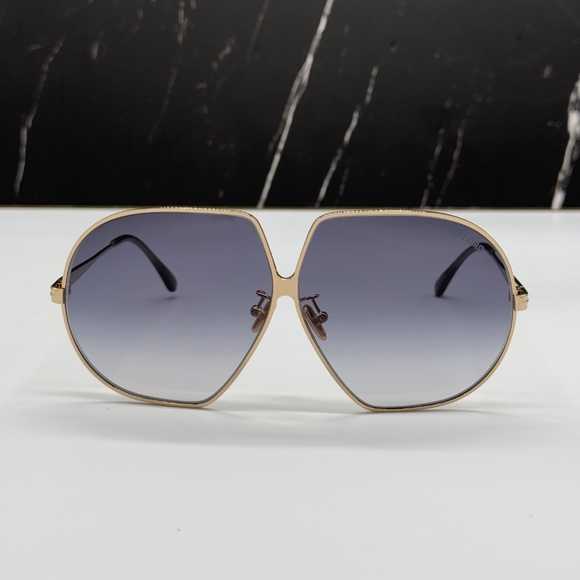 NEW TOM FORD TF785 28B WOMEN OVERSIZED SUNGLASSES TOM FORD TARA FT0785/S EYEWEAR